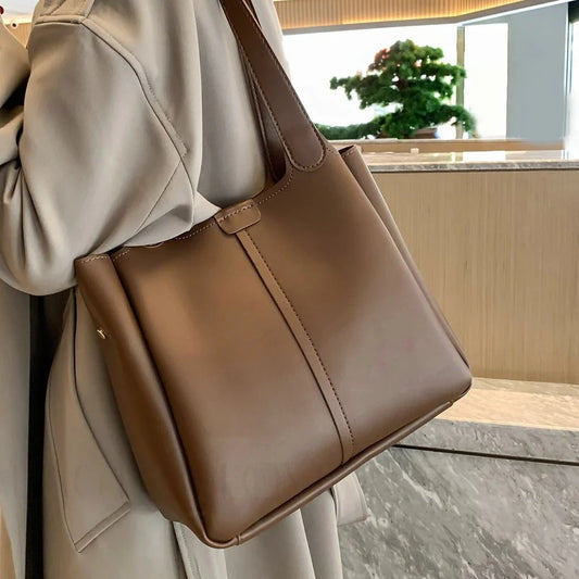 Classic Brown Leather Shoulder Tote Bag - Elegant & Practical for Everyday Use